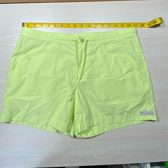 Columbia Women’s Yellow Snap Drawstring No Net Shorts PM - Picture 3 of 10